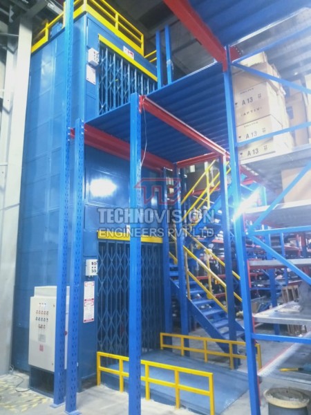 Vertical Reciprocating Conveyor