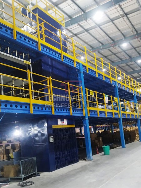 Vertical Reciprocating Conveyor